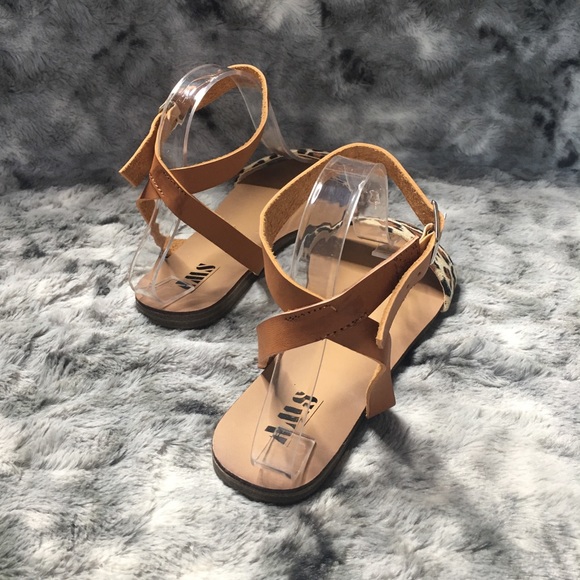 LEOPARD PRINT & TAN SANDALS - Picture 4 of 5